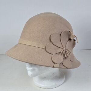 Vintage Tan Wool Cloche Brimmed Hat with Flower Accent